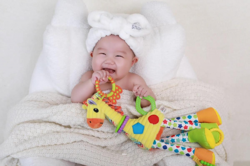 吐鲁番六个月宝宝突然发烧 吐鲁番六个月宝宝突然发烧